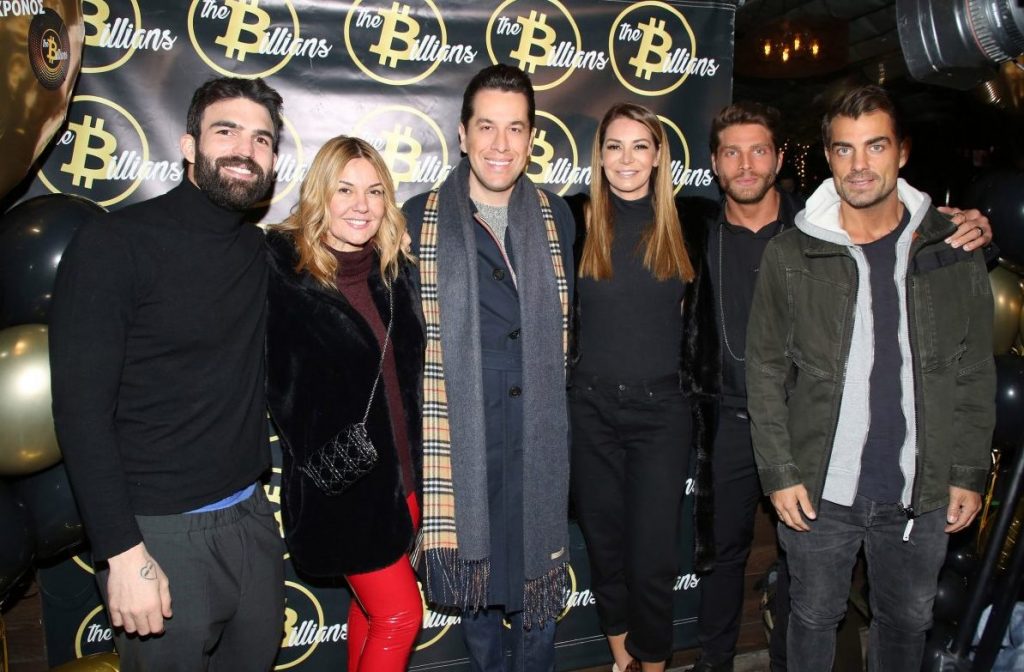 Read more about the article Dimitris Alexandros, Giorgos Manikas and Kostas Sideratos welcomed all their friends at the one anniversary party of the all-day cafe-bar “The Billians” they hold in Pagkrati!