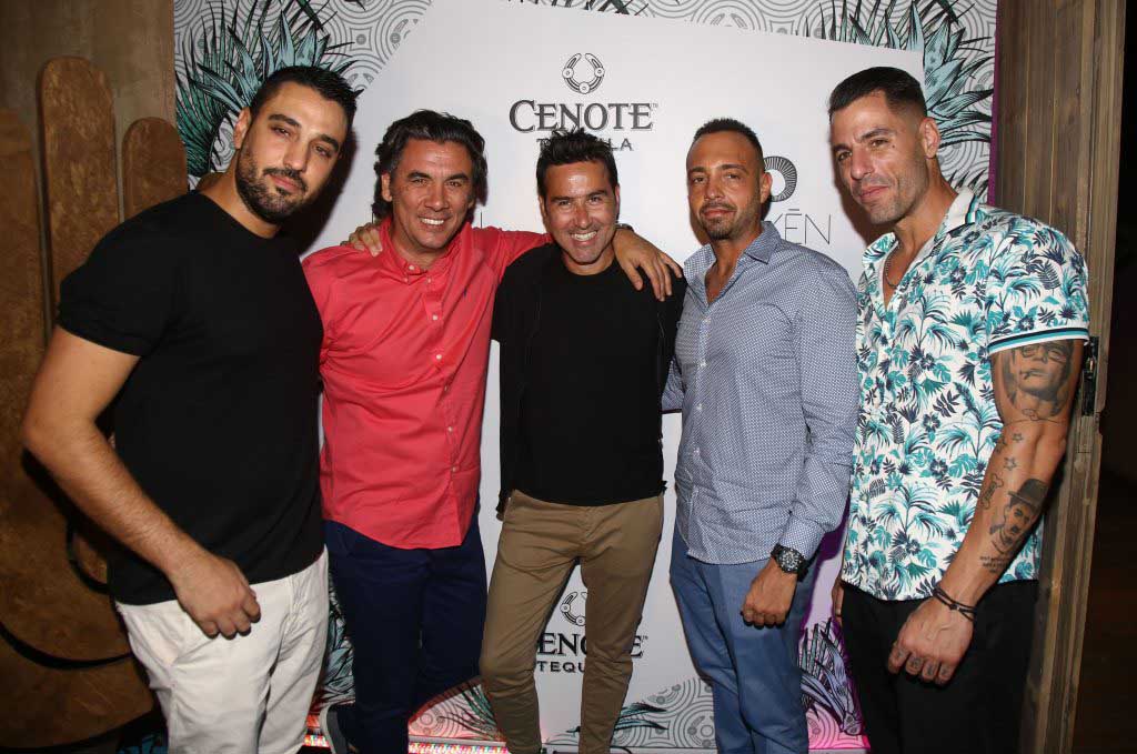 Read more about the article The seaside Mexican restaurant “Rayen” and the new ultra premium tequila “Cenote” hosts Alexander Christopoulos in “Mystique” summer party!