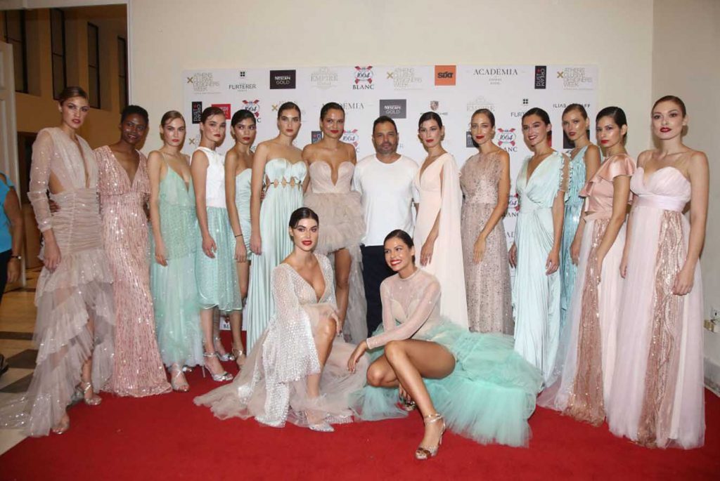 Read more about the article Tassos Mitropoulos – The fabulous fashion show of the designer for the 26th AXDW at Zappeion