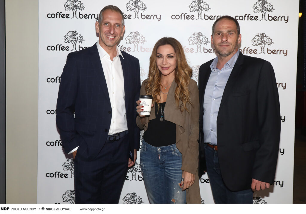 Read more about the article “Coffee Berry” 5 years Anniversary Party| Ήταν όλοι εκεί, στηρίζοντας την “Κιβωτό του Κόσμου”!  
