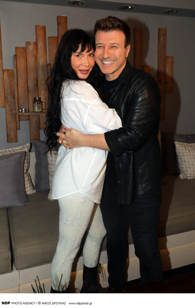 Read more about the article Fever: Η απόλυτη διασκέδαση στο ιστορικό νυχτερινό κέντρο με τον Γιάννη Πλούταρχο και την Πάολα!