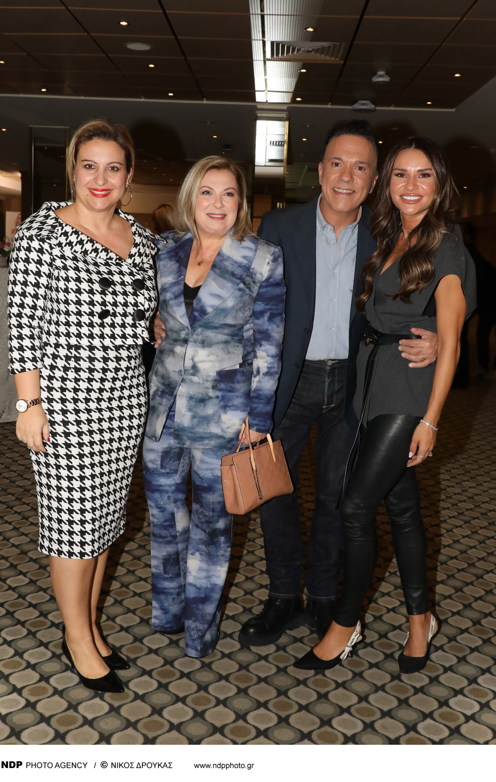 You are currently viewing Η επιτομή της ομορφιάς σε συνδυασμό με την επιστήμη το launch event της πρώτης Νανοϊατρού στην Ελλάδα Δρ. Βαρβάρας Καραγκιοζάκη και των καλλυντικών αιχμής “NANOTOUCHE” από την εταιρεία ‘’VK NANO’’.