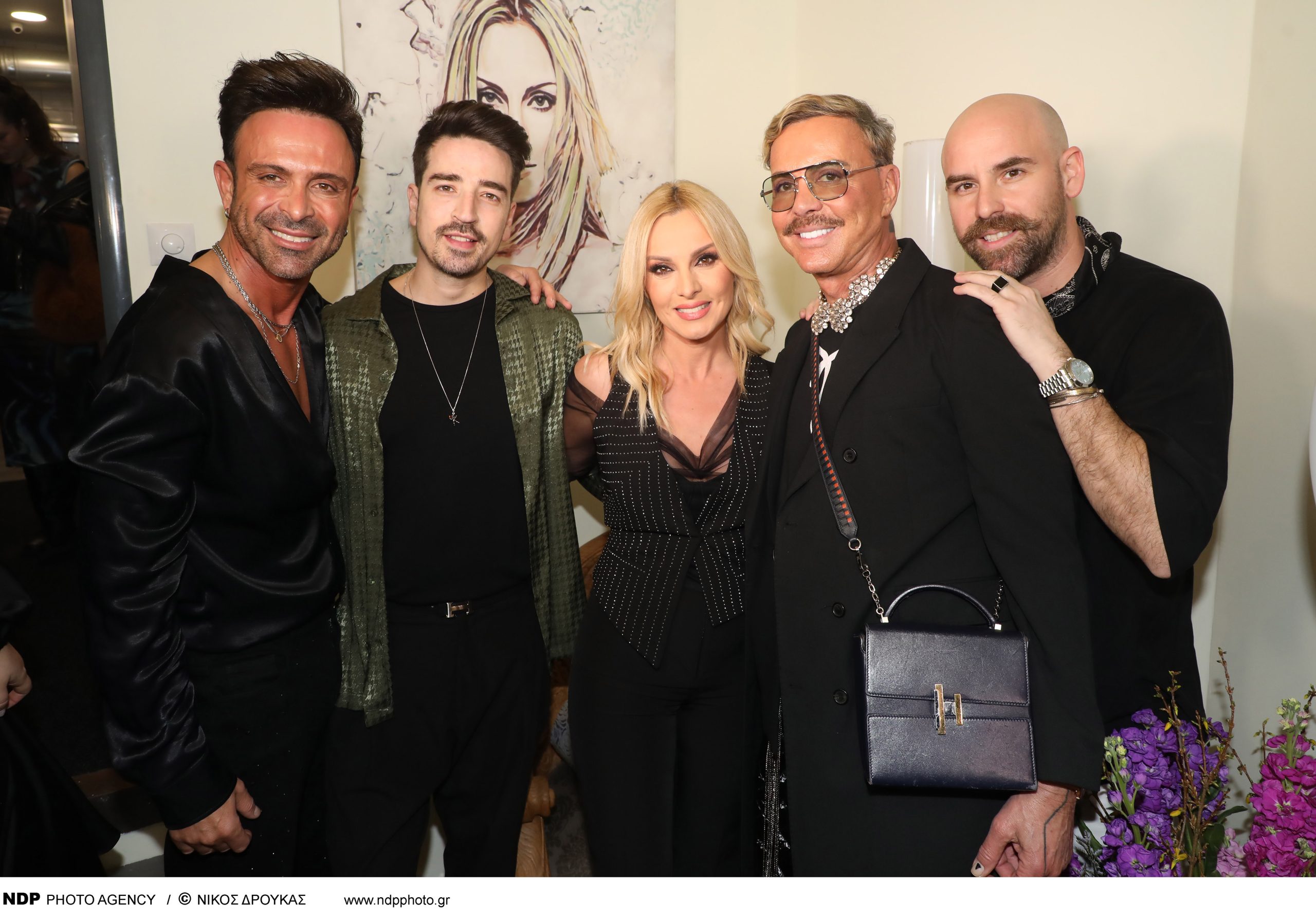 You are currently viewing Sold out premiere for the beloved Peggy Zina at the “Mezzo Athens Party Stage” in the heart of Athens, where together with Konstantinos Christoforou they set fire to the night entertainment!