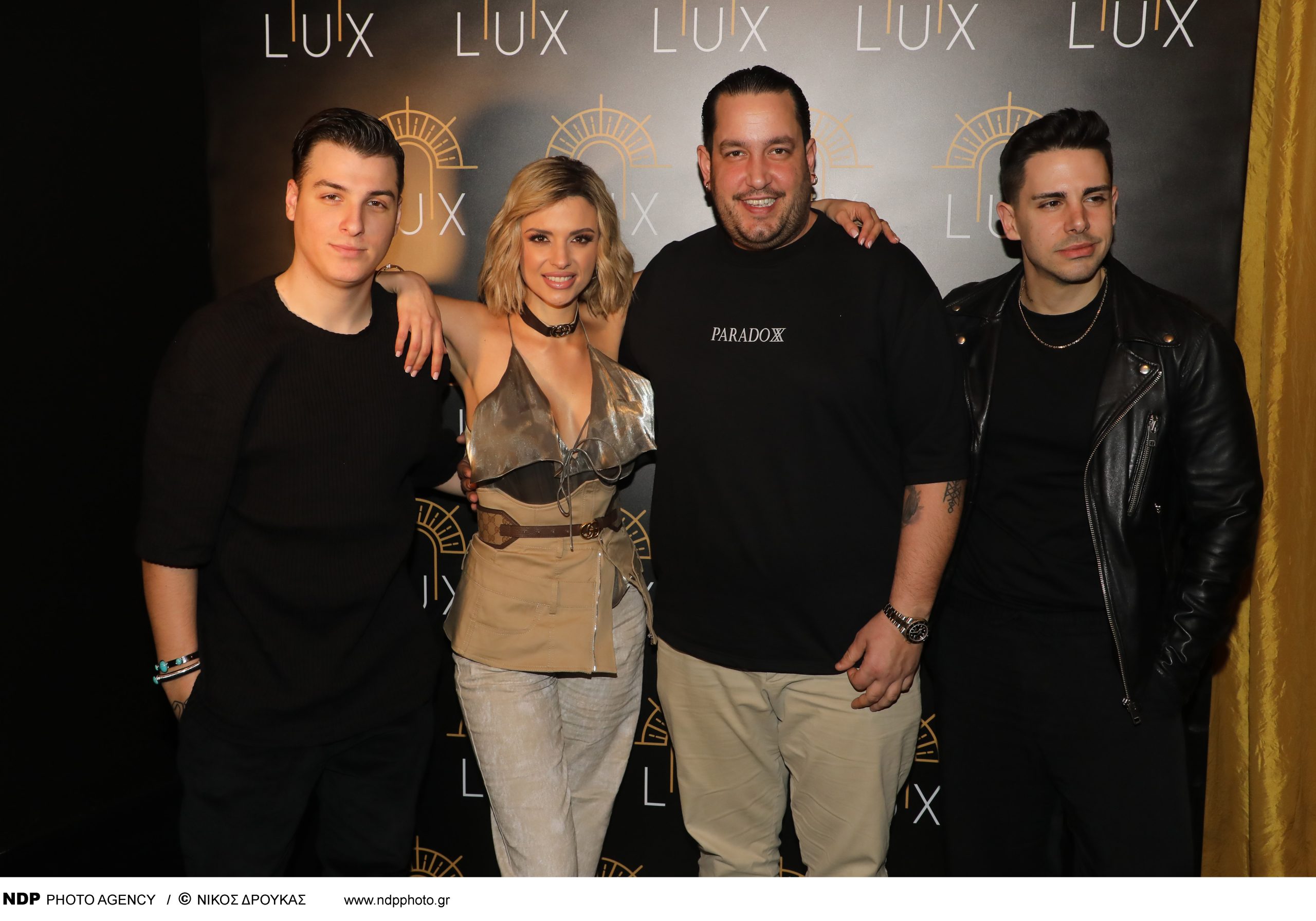 You are currently viewing Κατερίνα Λιόλιου – «Lux»: sold out από το πρώτο διήμερο!