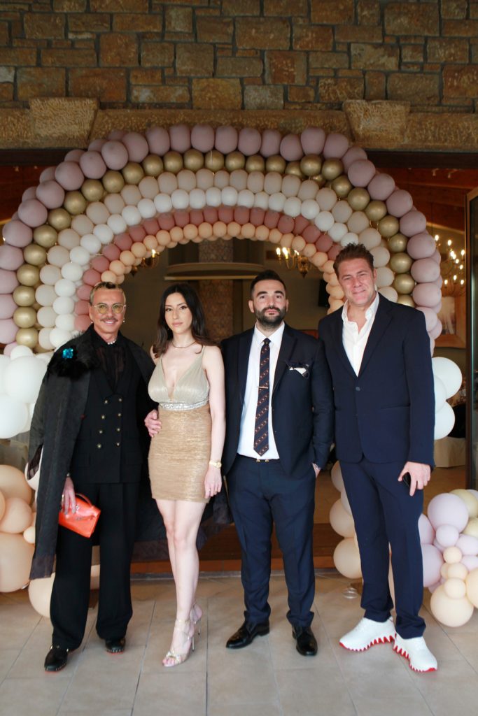 Read more about the article H λαμπερή βάπτιση και η δεξίωση της μονάκριβης κόρης του γνωστού βιομήχανου της Θεσσαλονίκης Στέλιου Προκοπίδη και της συζύγου του Πολυτίμης στο μαγευτικό Ωραιόκαστρο!