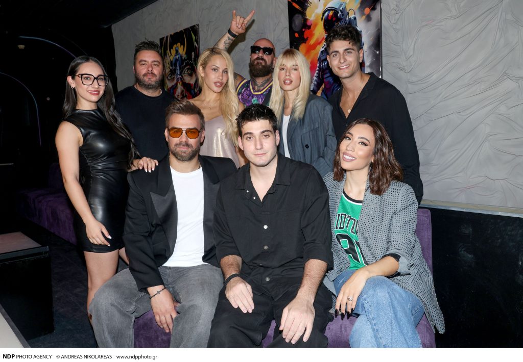 Read more about the article O one-of-a-kind Γιώργος Σαμπάνης έγινε ο πιο rock ξεναγός στο διεθνών προδιαγραφών ολοκαίνουριο νυχτερινό κέντρο «Βοτανικός», σε ένα αξέχαστο press day!