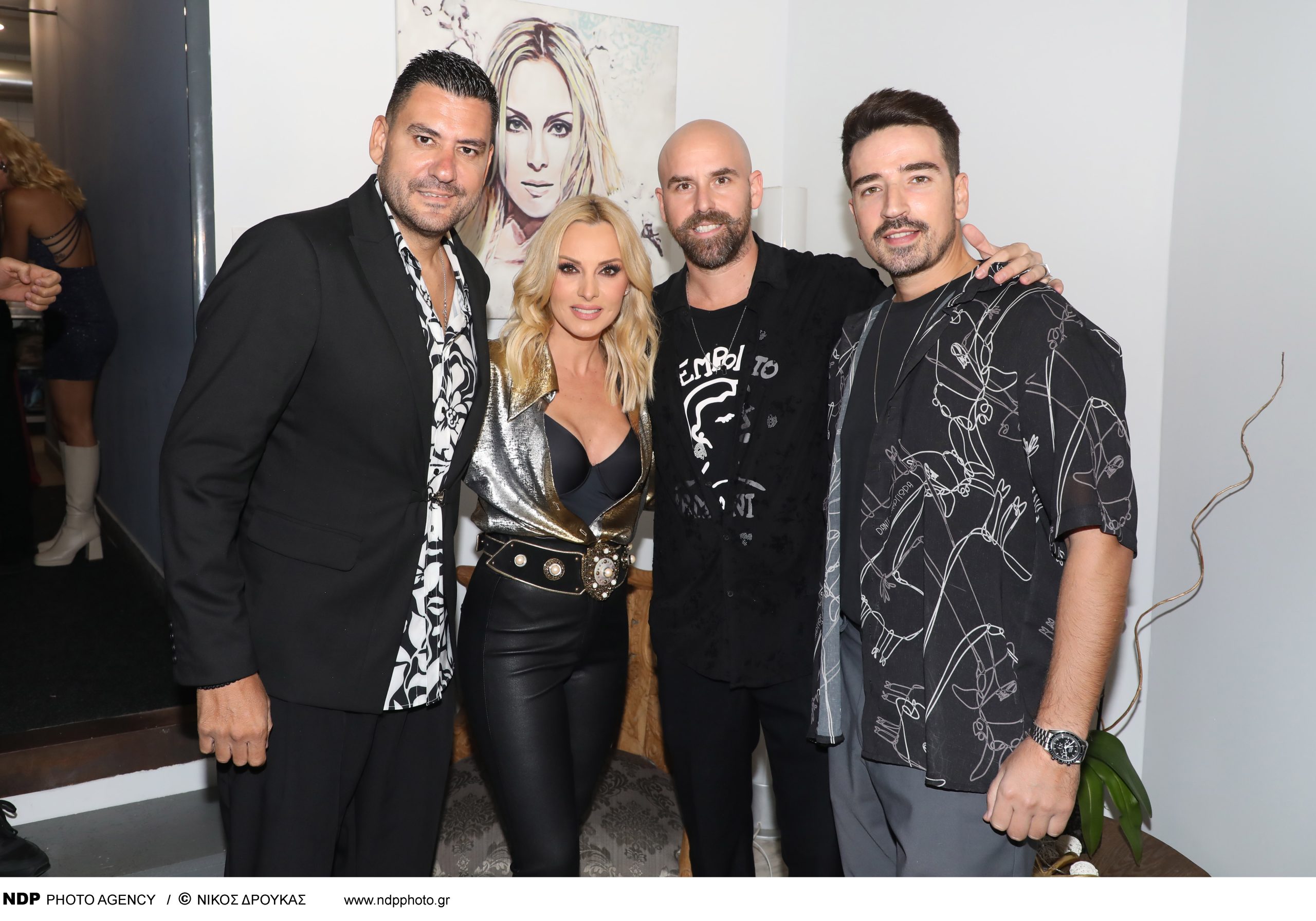 You are currently viewing Peggy Zina for a second year at the sold out “Mezzo Athens Party Stage” in the heart of Athens!