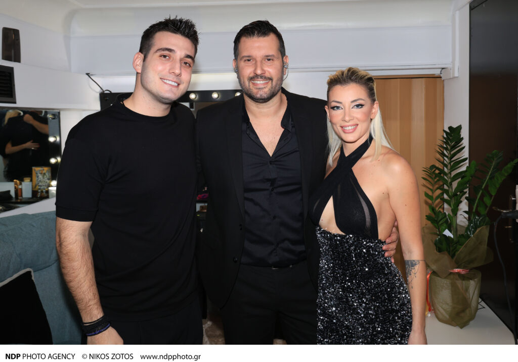 Read more about the article “Σάββατο Βράδυ” μας τραγουδάει ο Γιώργος Κακοσαίος, στο απόλυτο place-to-be της Αθηναϊκής νύχτας “Lux Stage Athens”, υποδέχοντας λαμπερές παρουσίες!