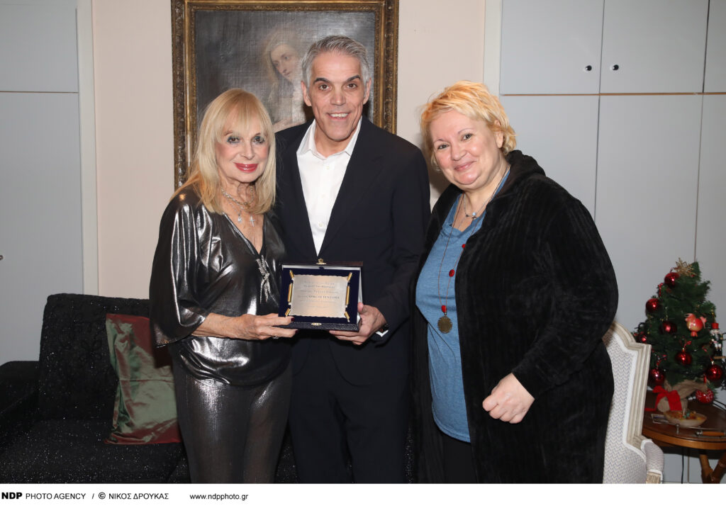 Read more about the article Καλλιτεχνικές συναντήσεις στο Charity Event του Χρήστου Τεντόμα, στηρίζοντας το “Σπίτι Του Ηθοποιού”!