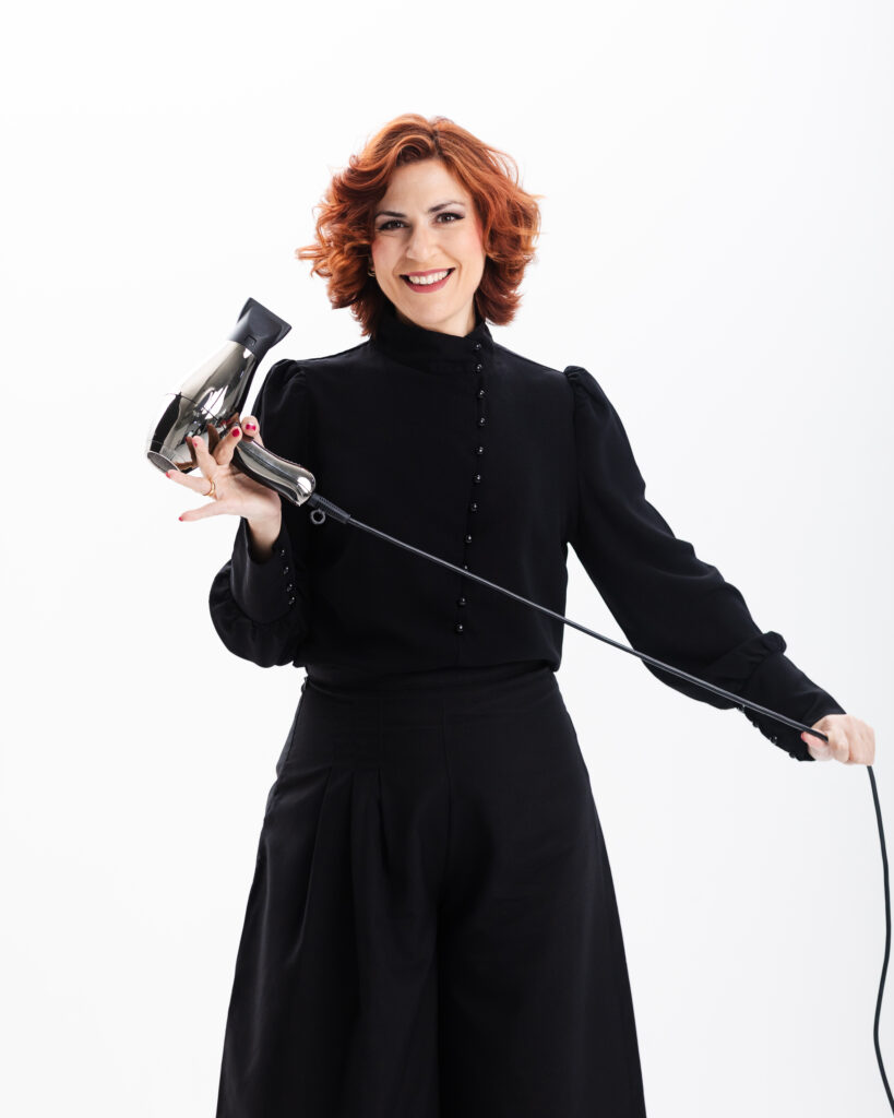 Read more about the article Renowned hairstylist, entrepreneur, and creator of the premium salon brand “MAGIO Hair Experience,” Maria Kamarianaki, has conquered the United Arab Emirates!