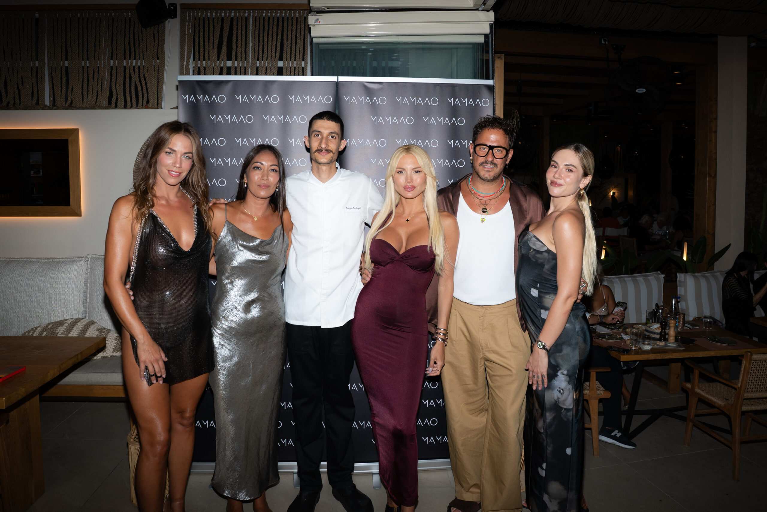 You are currently viewing Το “MAMALO All Day Resto Bar” αποχαιρέτησε το καλοκαίρι με ένα εντυπωσιακό Full Moon Dinner Party, στην παραλία της Κινέτας!