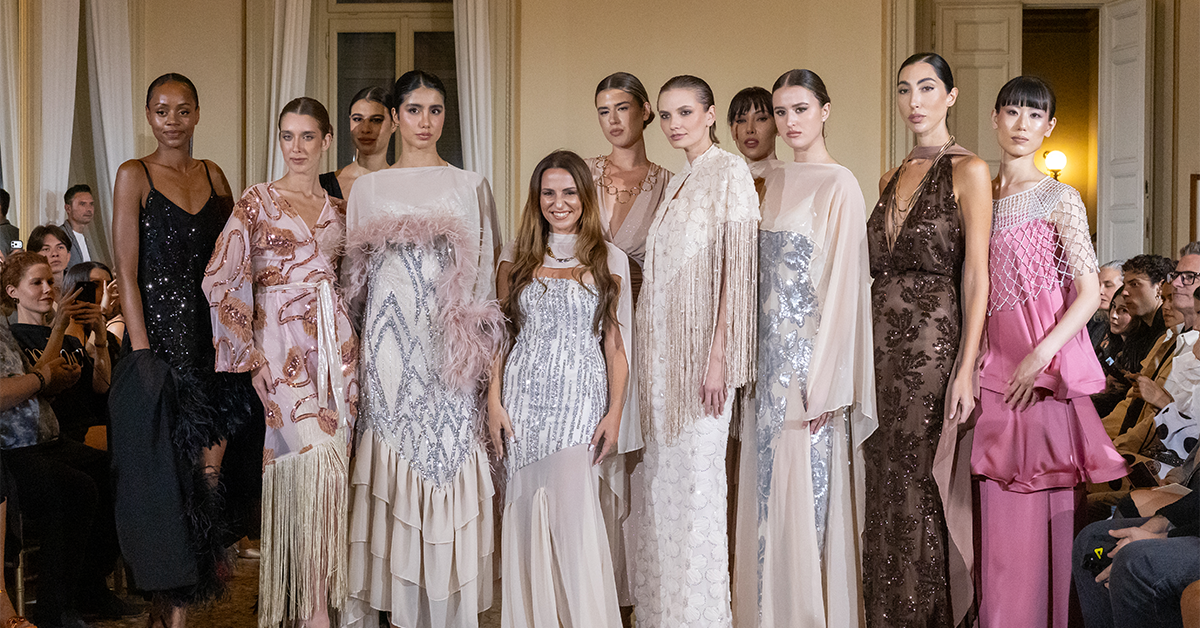 You are currently viewing “House of Peonies FW27”: To αγαπημένο brand “MYA Collection” της Δήμητρας Νίκα κατέκτησε το Milan Fashion Week στο ιστορικό Palazzina Appiani!